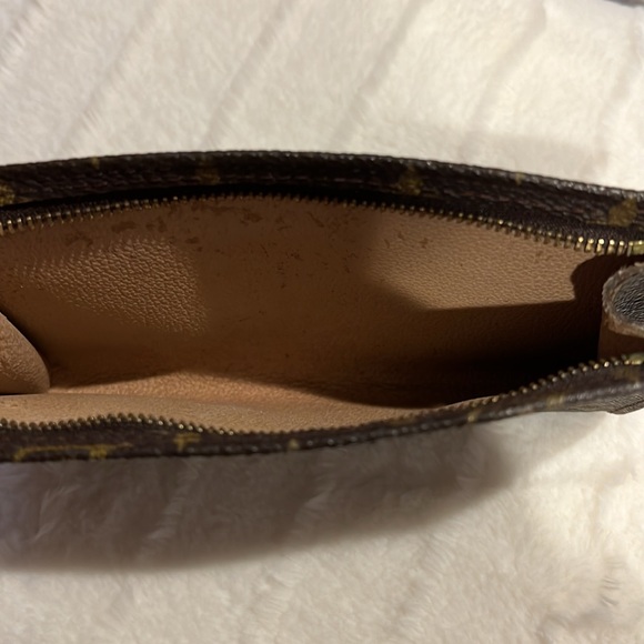 Louis Vuitton Pochette Cosmétique - Cosmetic Pouch - Picture 5 of 5